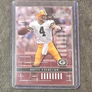 2001 Absolute Memorabilia #36 Brett Favre Football Card